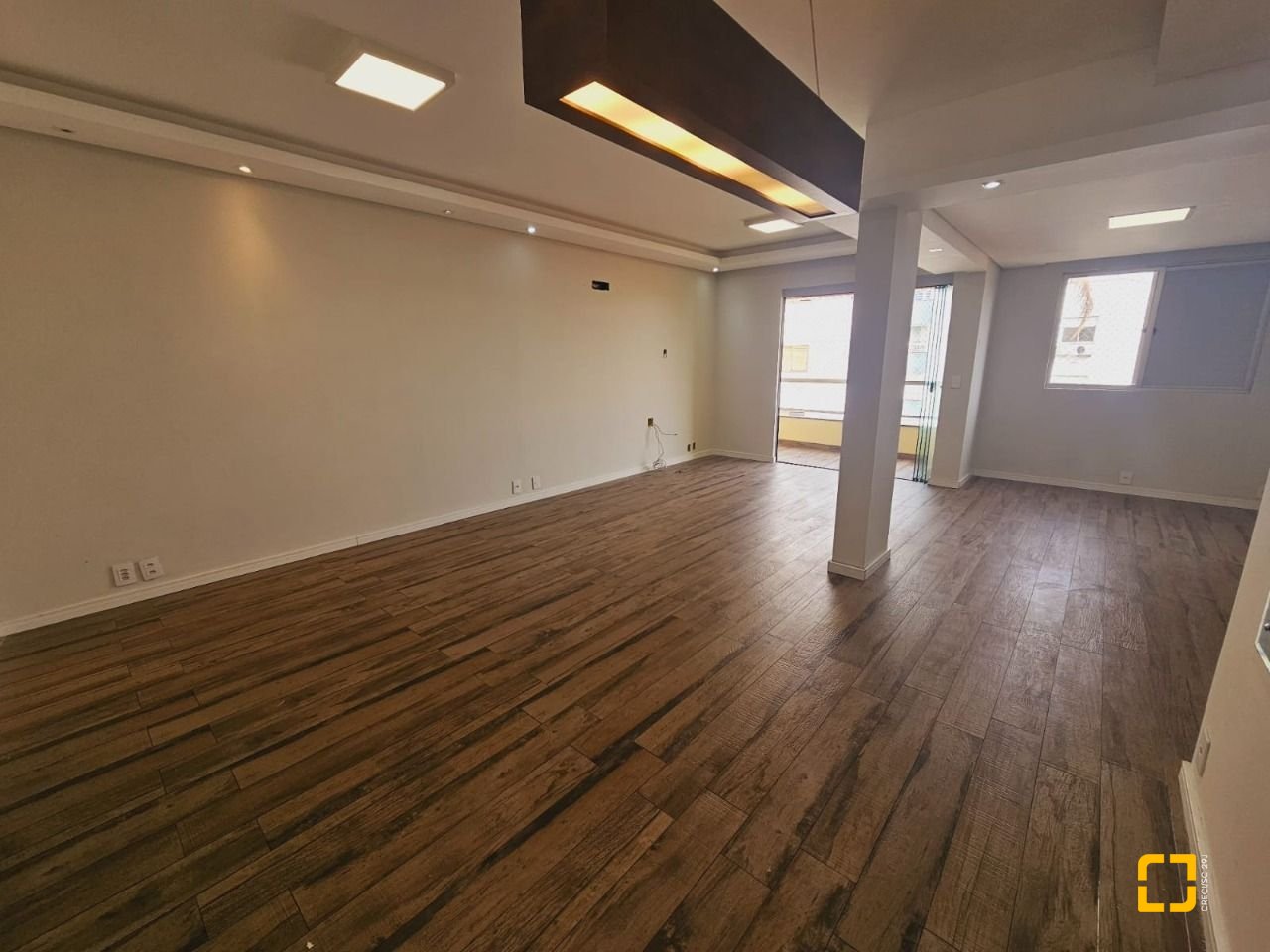 Apartamento com 108m², 4 quartos (sendo 1 suíte), 1 garagem, no bairro Bom Abrigo em Florianópolis