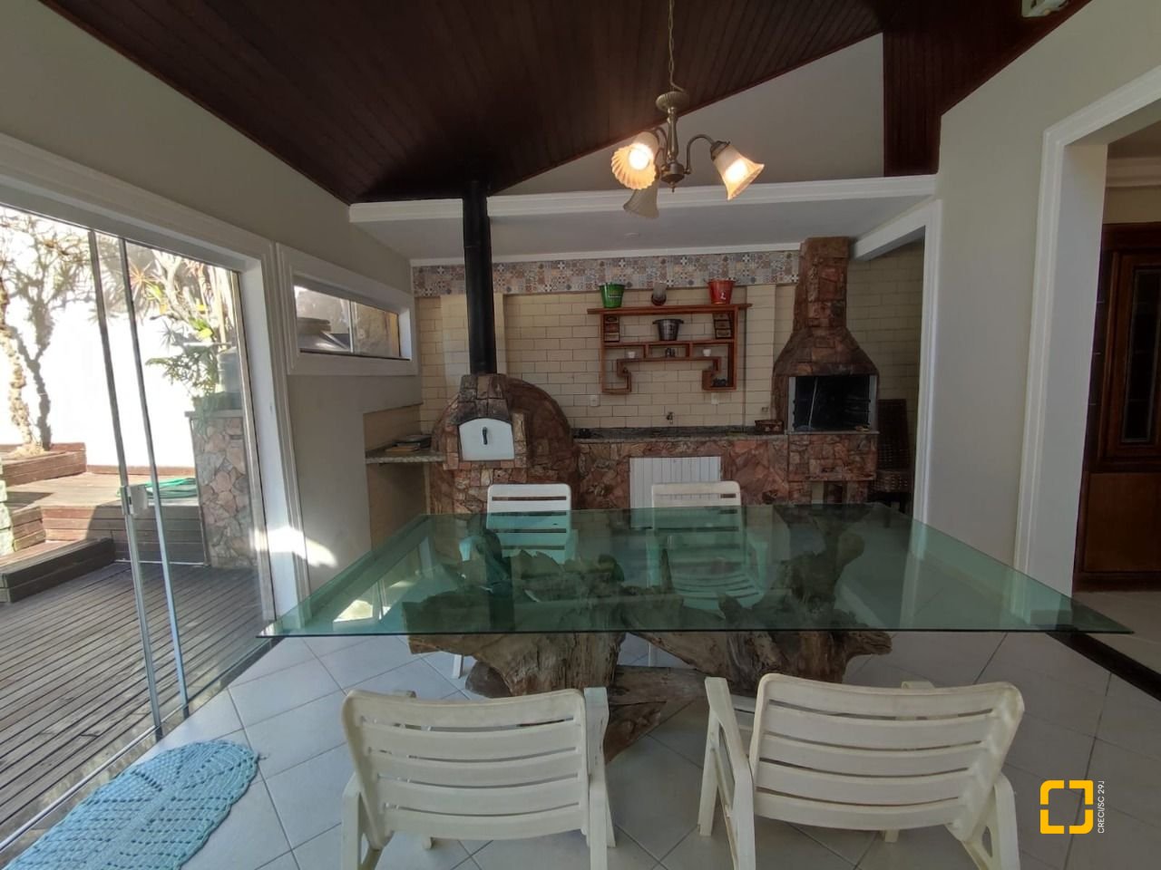 Casa de Condomínio com 287m², 6 quartos (sendo 4 suítes), 3 garagens, no bairro Bosque das Mansões em São José