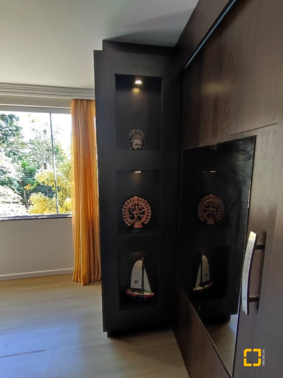 Casa de Condomínio com 287m², 6 quartos (sendo 4 suítes), 3 garagens, no bairro Bosque das Mansões em São José