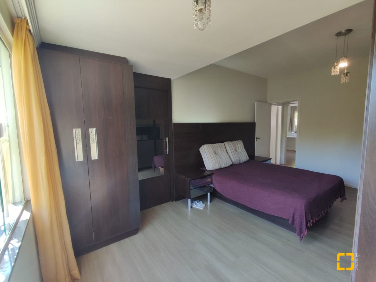 Casa de Condomínio com 287m², 6 quartos (sendo 4 suítes), 3 garagens, no bairro Bosque das Mansões em São José