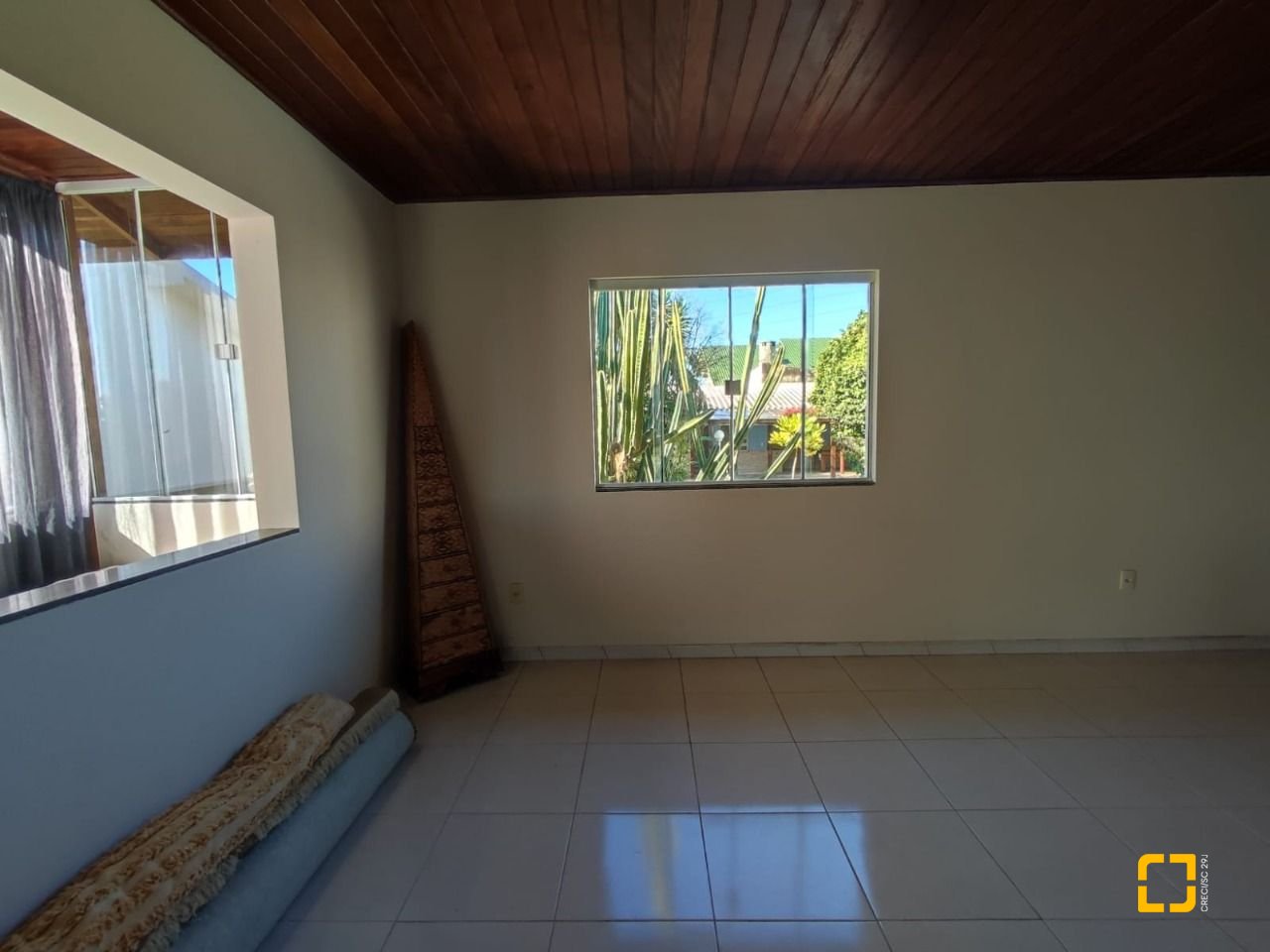 Casa de Condomínio com 287m², 6 quartos (sendo 4 suítes), 3 garagens, no bairro Bosque das Mansões em São José