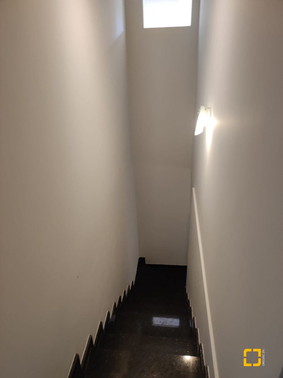 Casa de Condomínio com 287m², 6 quartos (sendo 4 suítes), 3 garagens, no bairro Bosque das Mansões em São José