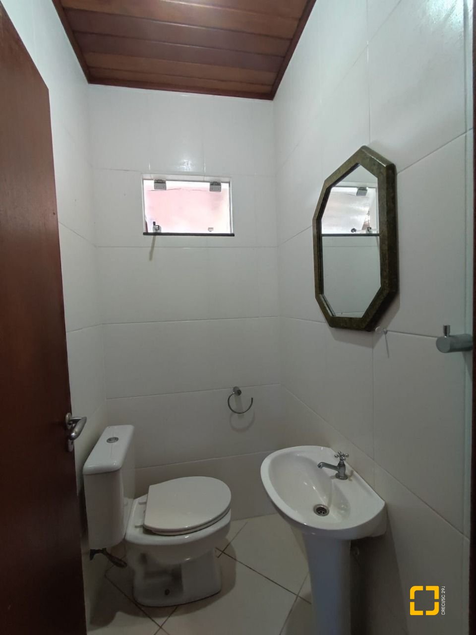 Casa de Condomínio com 287m², 6 quartos (sendo 4 suítes), 3 garagens, no bairro Bosque das Mansões em São José