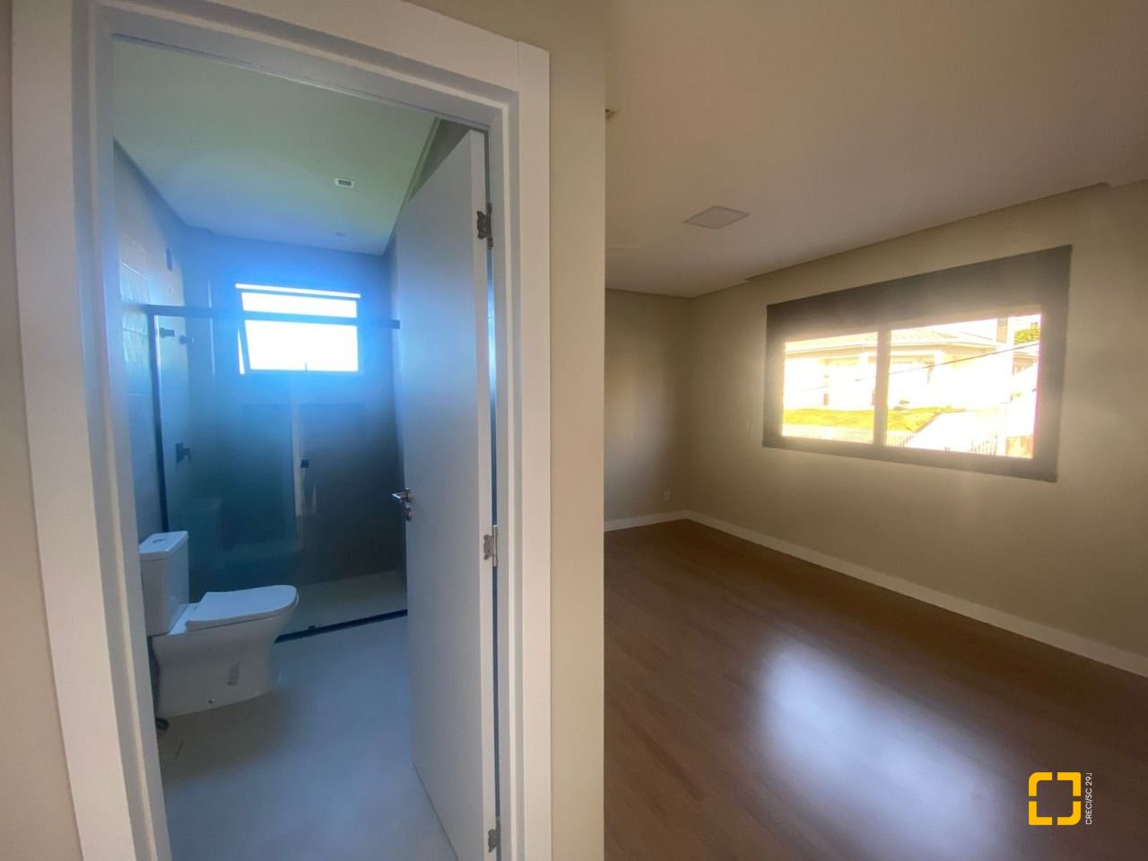 Casa com 300m², 3 quartos (sendo 2 suítes), 2 garagens, no bairro Pedra Branca em Palhoça