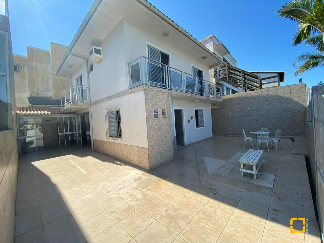 Casa com 270m², 4 garagens, no bairro Ingleses em Florianópolis