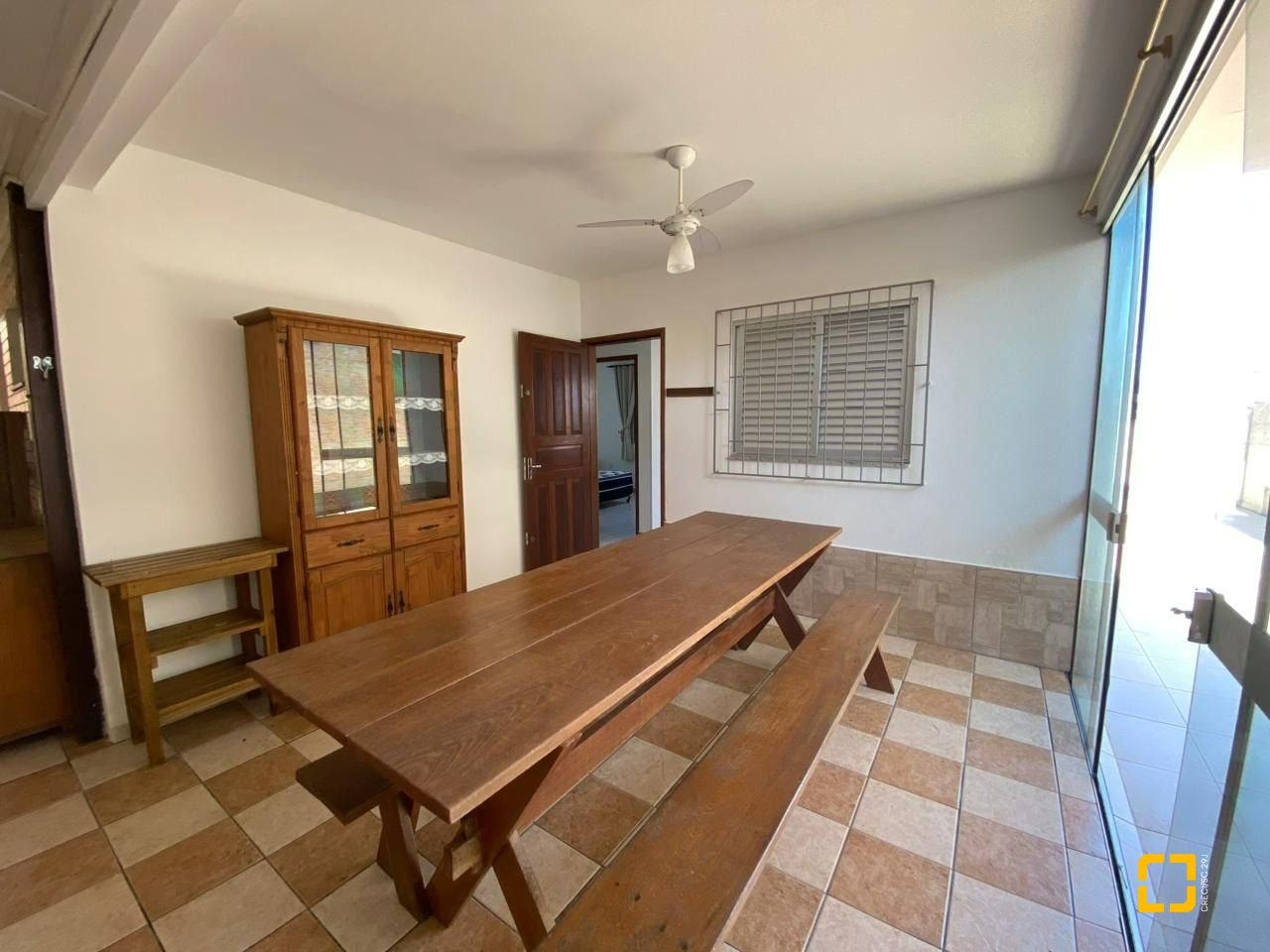 Casa com 270m², 4 garagens, no bairro Ingleses em Florianópolis