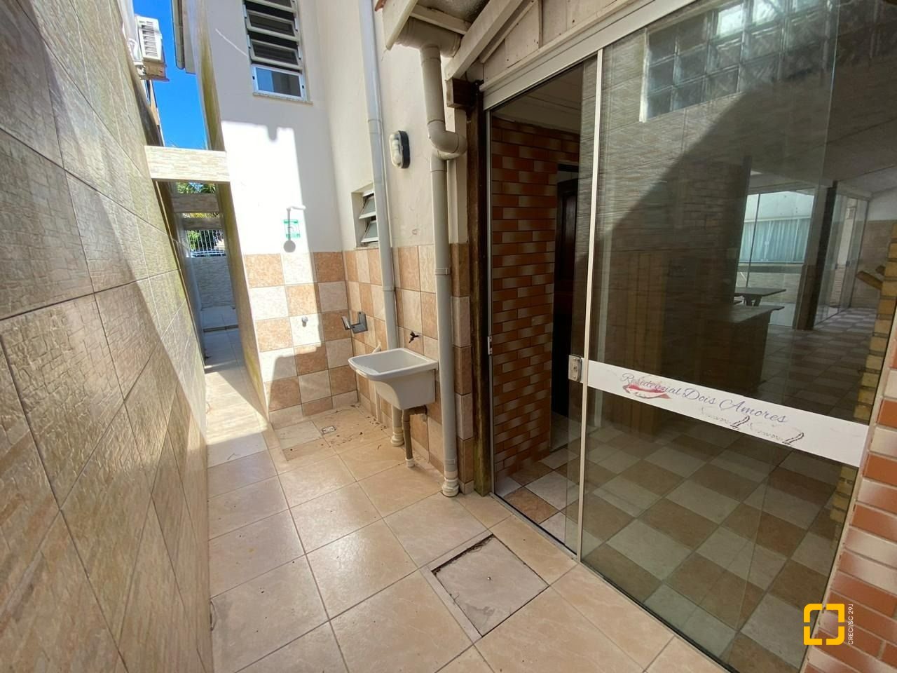 Casa com 270m², 4 garagens, no bairro Ingleses em Florianópolis