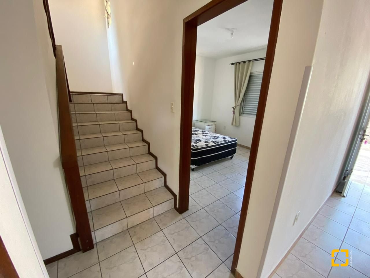 Casa com 270m², 4 garagens, no bairro Ingleses em Florianópolis