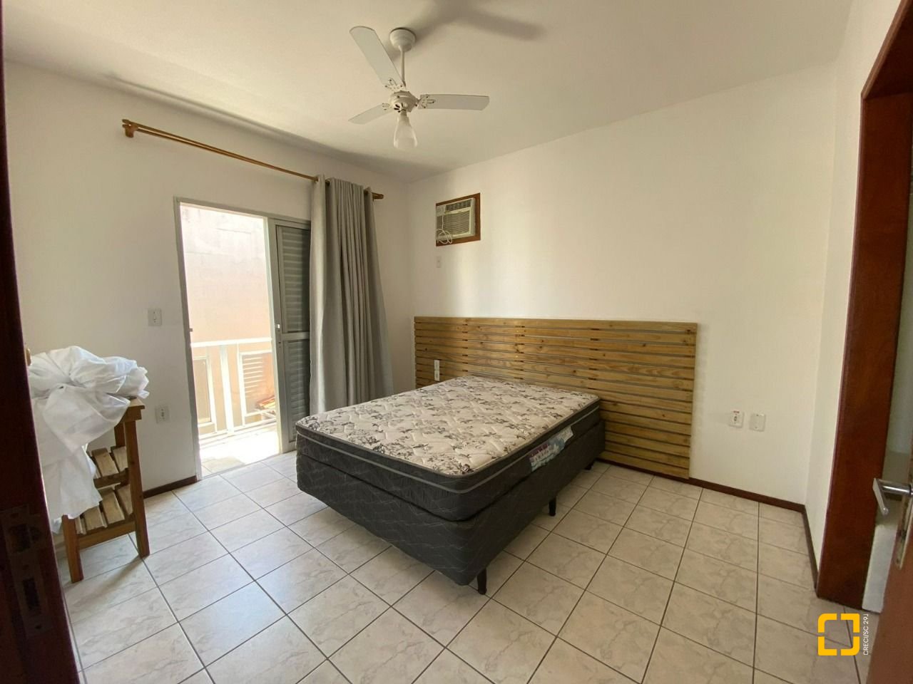Casa com 270m², 4 garagens, no bairro Ingleses em Florianópolis