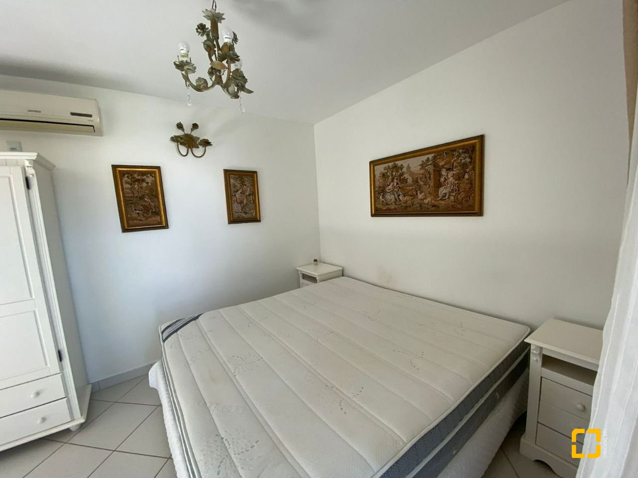 Casa com 270m², 4 garagens, no bairro Ingleses em Florianópolis