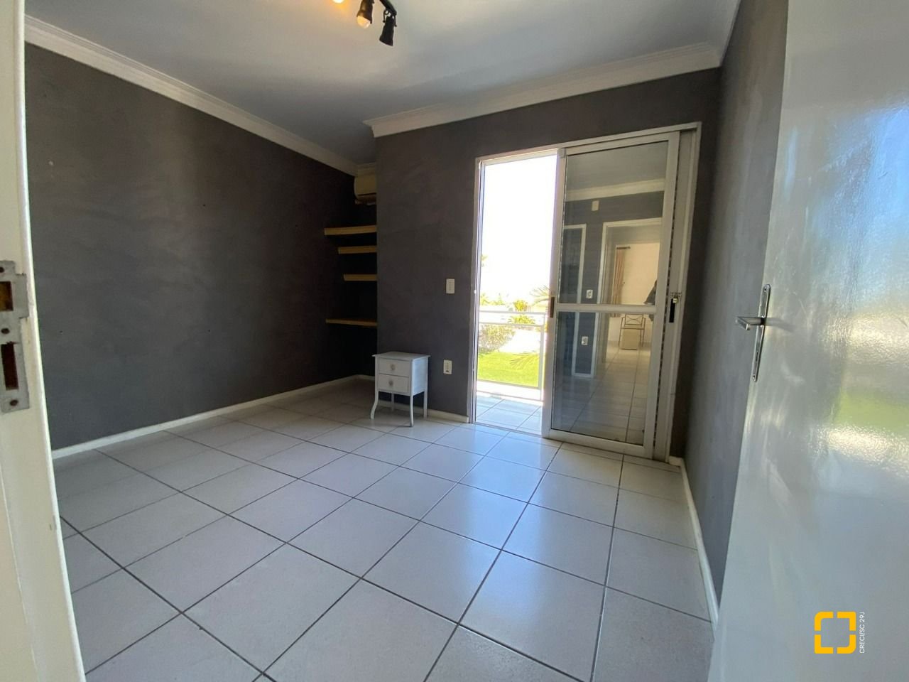 Casa com 270m², 4 garagens, no bairro Ingleses em Florianópolis