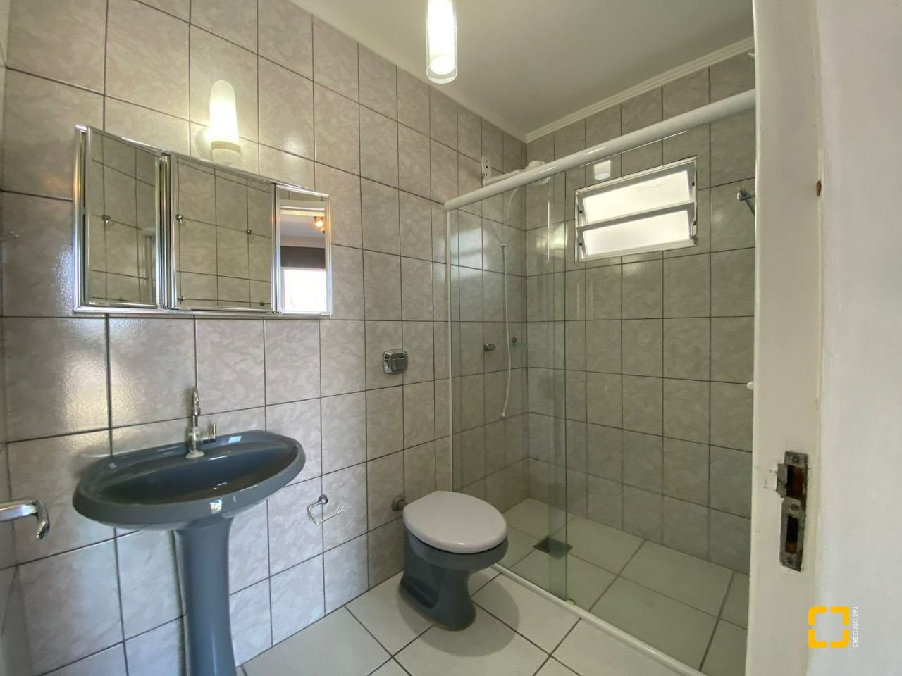 Casa com 270m², 4 garagens, no bairro Ingleses em Florianópolis