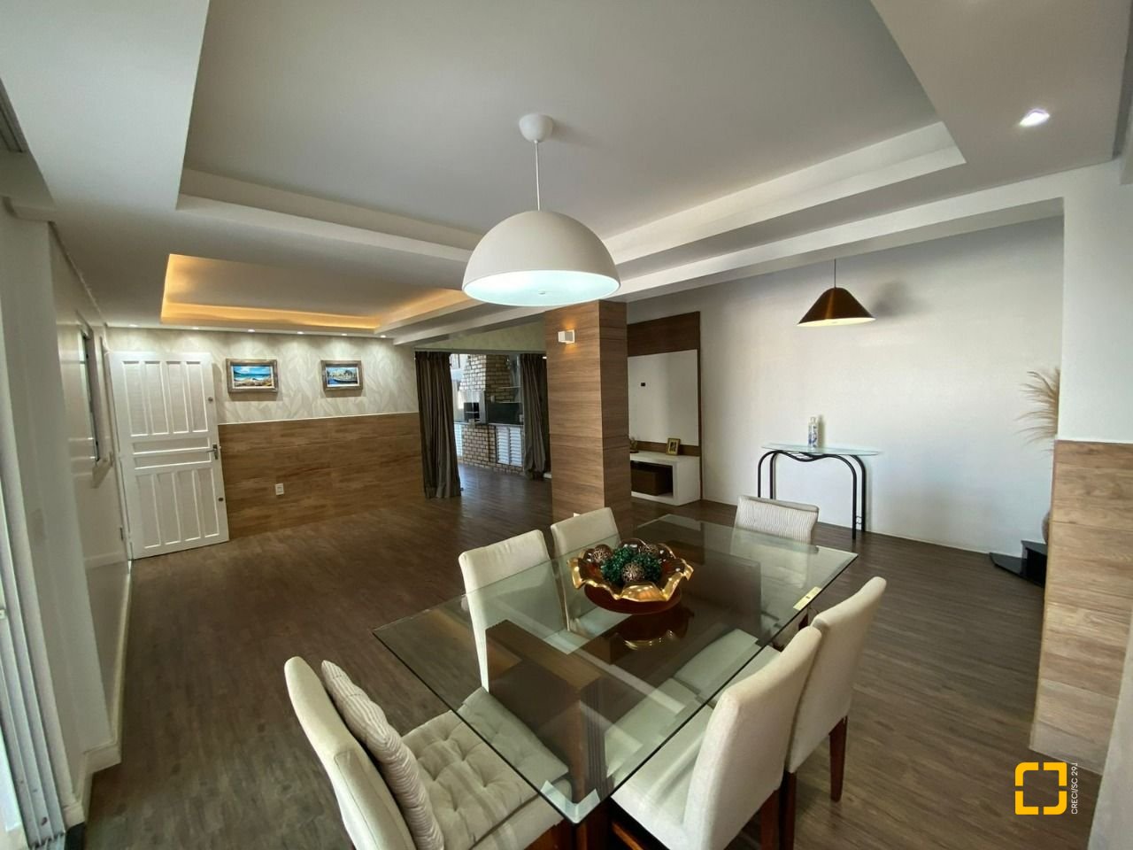Casa com 270m², 4 garagens, no bairro Ingleses em Florianópolis