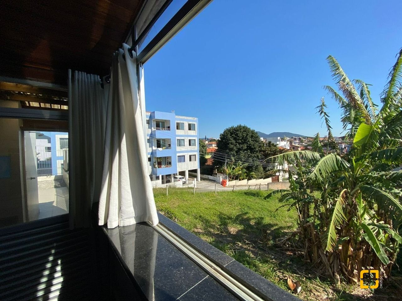 Casa com 270m², 4 garagens, no bairro Ingleses em Florianópolis