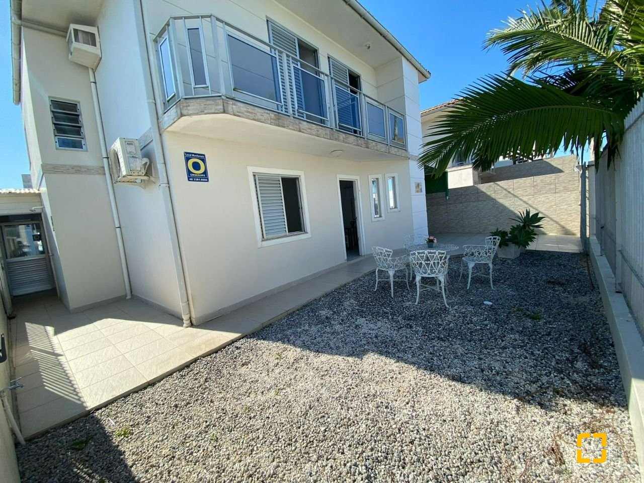 Casa com 270m², 4 garagens, no bairro Ingleses em Florianópolis