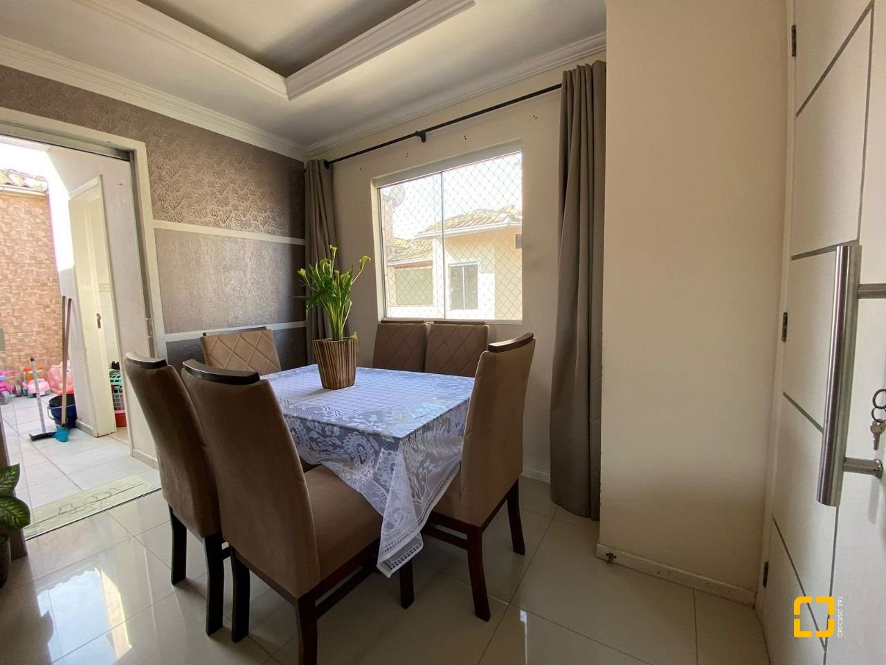 Apartamento com 120m², 4 quartos (sendo 1 suíte), 2 garagens, no bairro Ingleses em Florianópolis