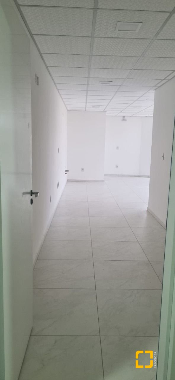 Sala com 42m², 1 garagem, no bairro Ingleses do Rio Vermelho em Florianópolis