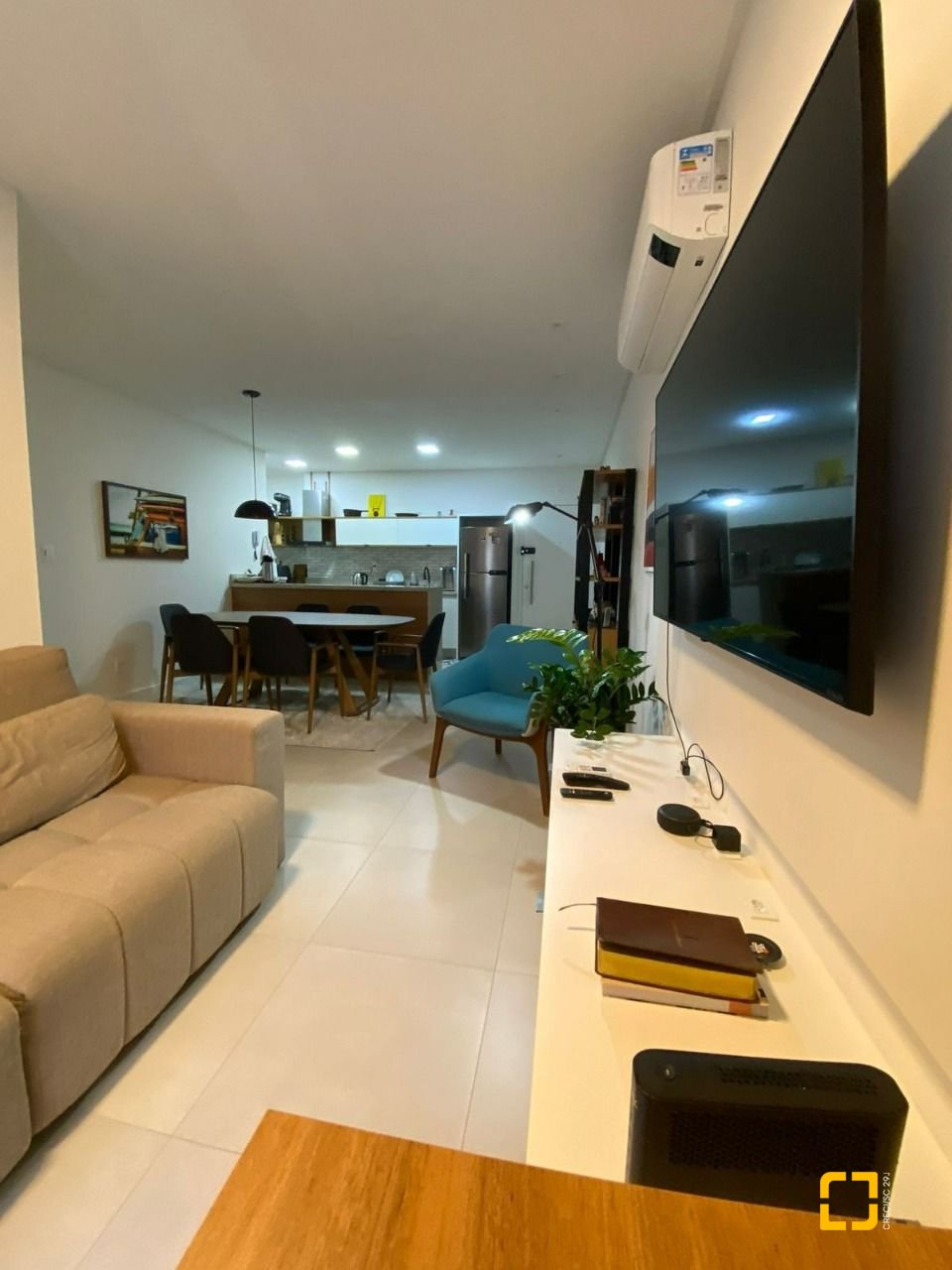 Apartamento com 81m², 4 quartos (sendo 2 suítes), 2 garagens, no bairro Ingleses em Florianópolis