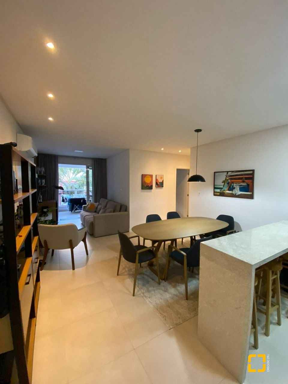 Apartamento com 81m², 4 quartos (sendo 2 suítes), 2 garagens, no bairro Ingleses em Florianópolis