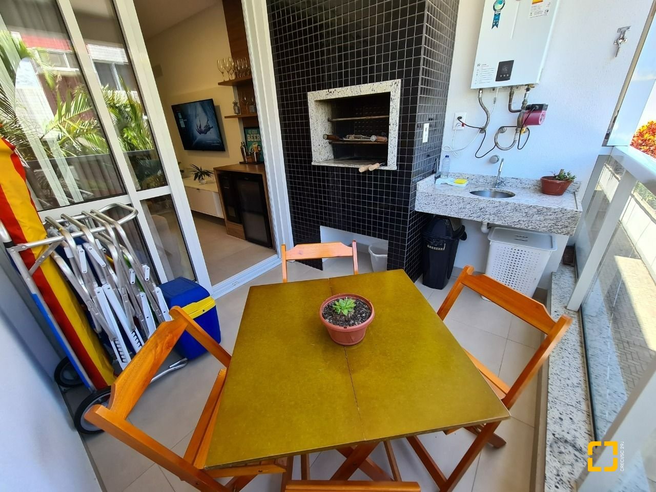 Apartamento com 81m², 4 quartos (sendo 2 suítes), 2 garagens, no bairro Ingleses em Florianópolis