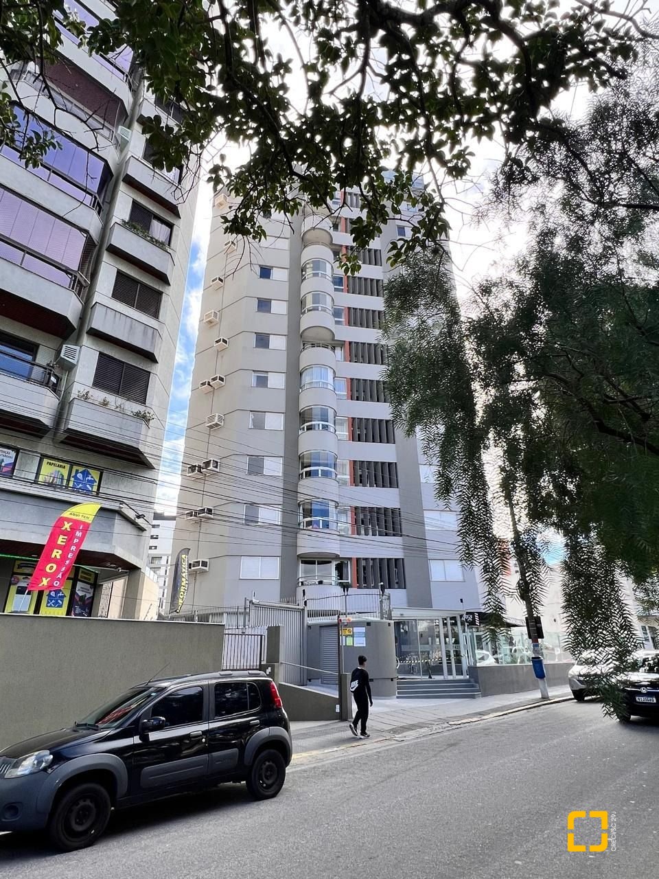 Cobertura com 162m², 4 quartos (sendo 1 suíte), 1 garagem, no bairro Centro em Florianópolis
