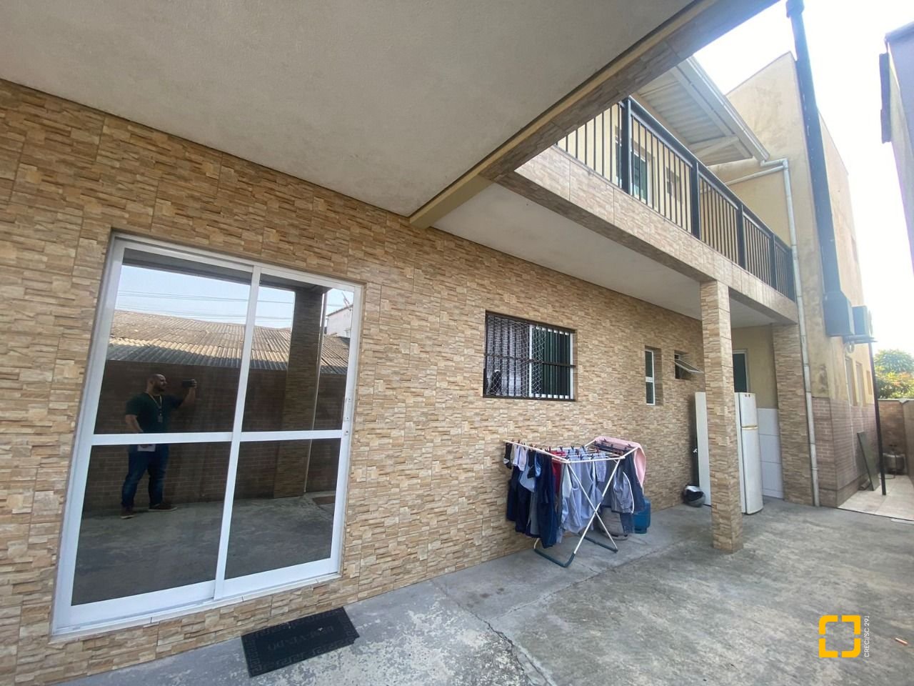 Casa com 350m², 7 quartos (sendo 1 suíte), 5 garagens, no bairro Passa Vinte em Palhoça
