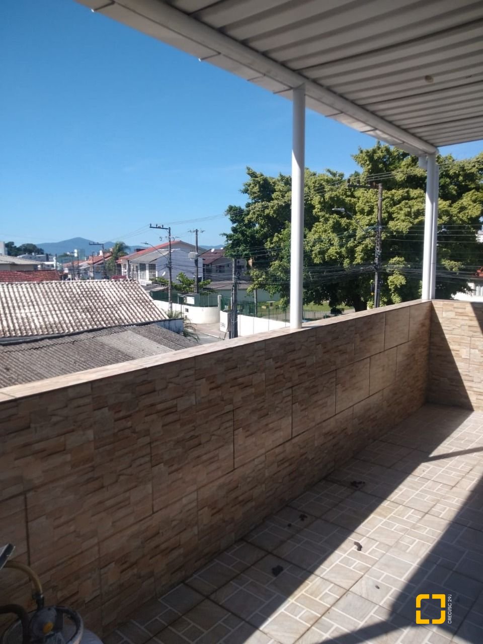 Casa com 350m², 7 quartos (sendo 1 suíte), 5 garagens, no bairro Passa Vinte em Palhoça