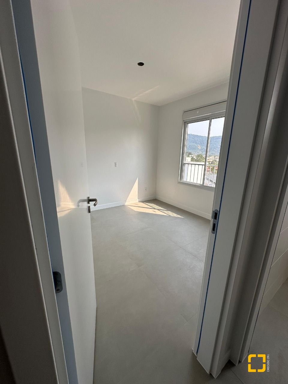 Apartamento com 73m², 3 quartos (sendo 1 suíte), 1 garagem, no bairro Pântano do Sul em Florianópolis