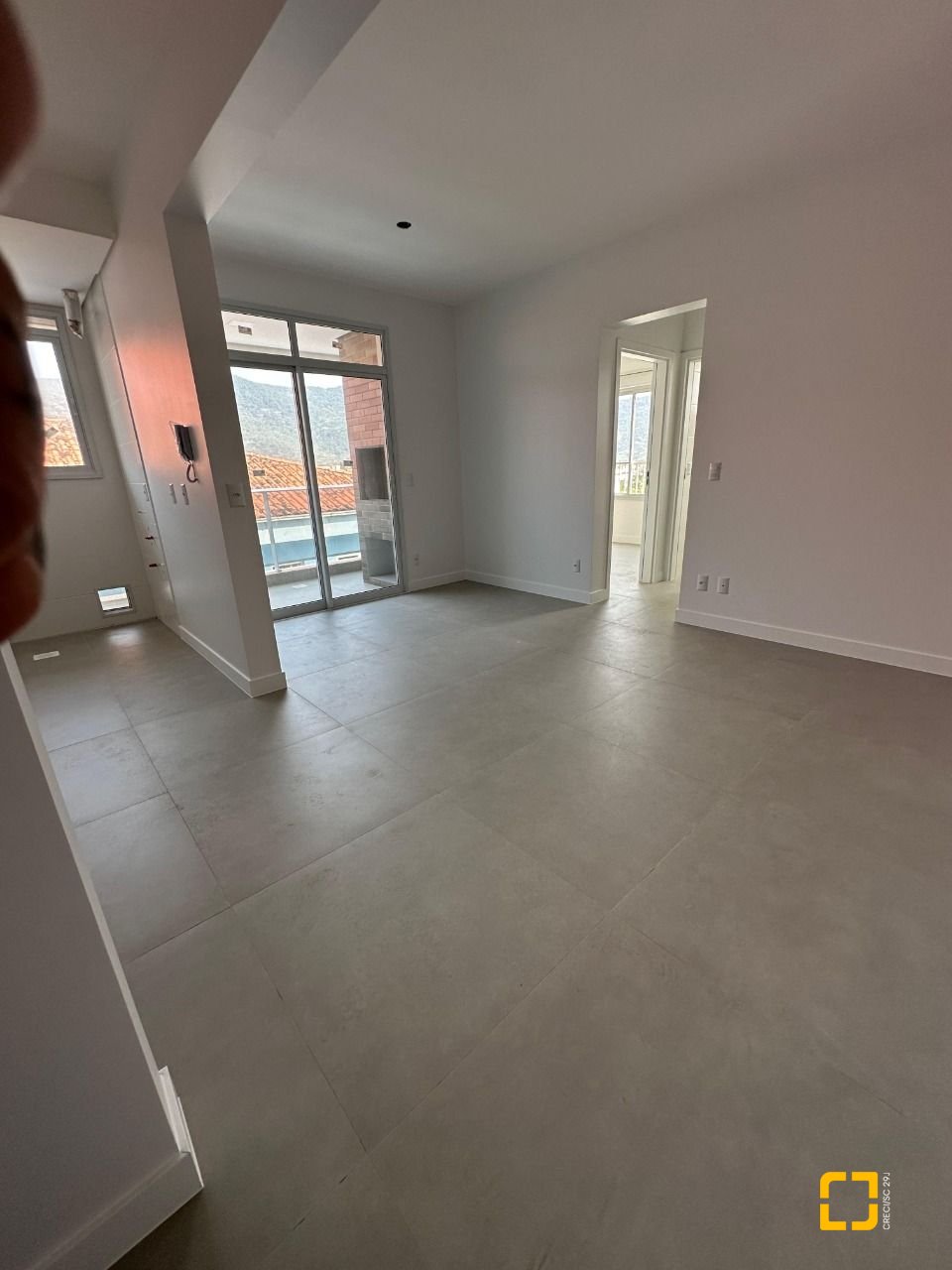 Apartamento com 44m², 1 quarto, 1 garagem, no bairro Açores em Florianópolis