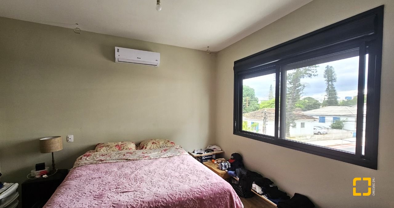 Prédio com 240m², 2 garagens, no bairro Jardim Atlântico em Florianópolis