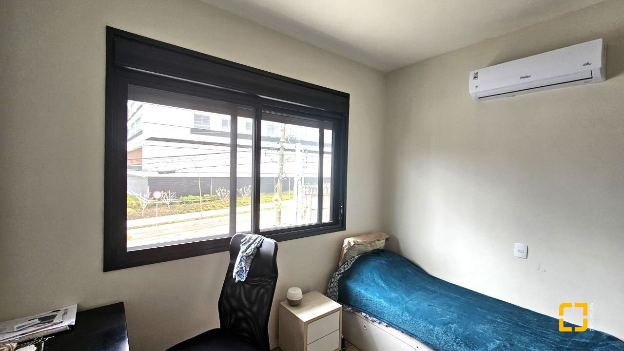 Prédio com 240m², 2 garagens, no bairro Jardim Atlântico em Florianópolis