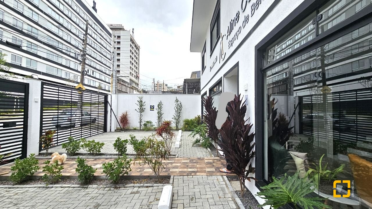 Prédio com 240m², 2 garagens, no bairro Jardim Atlântico em Florianópolis