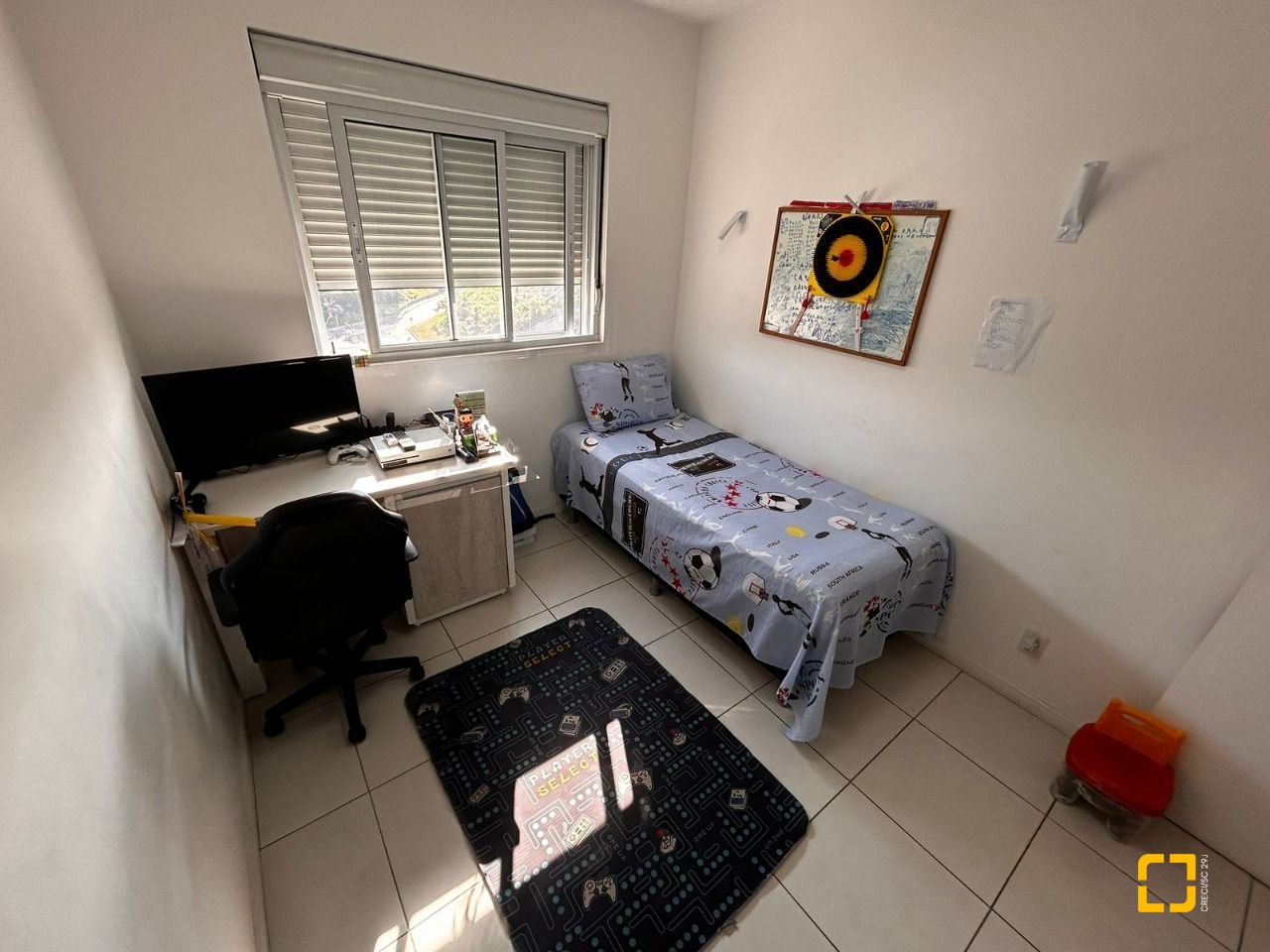 Apartamento com 83m², 3 quartos (sendo 1 suíte), 2 garagens, no bairro Pagani em Palhoça