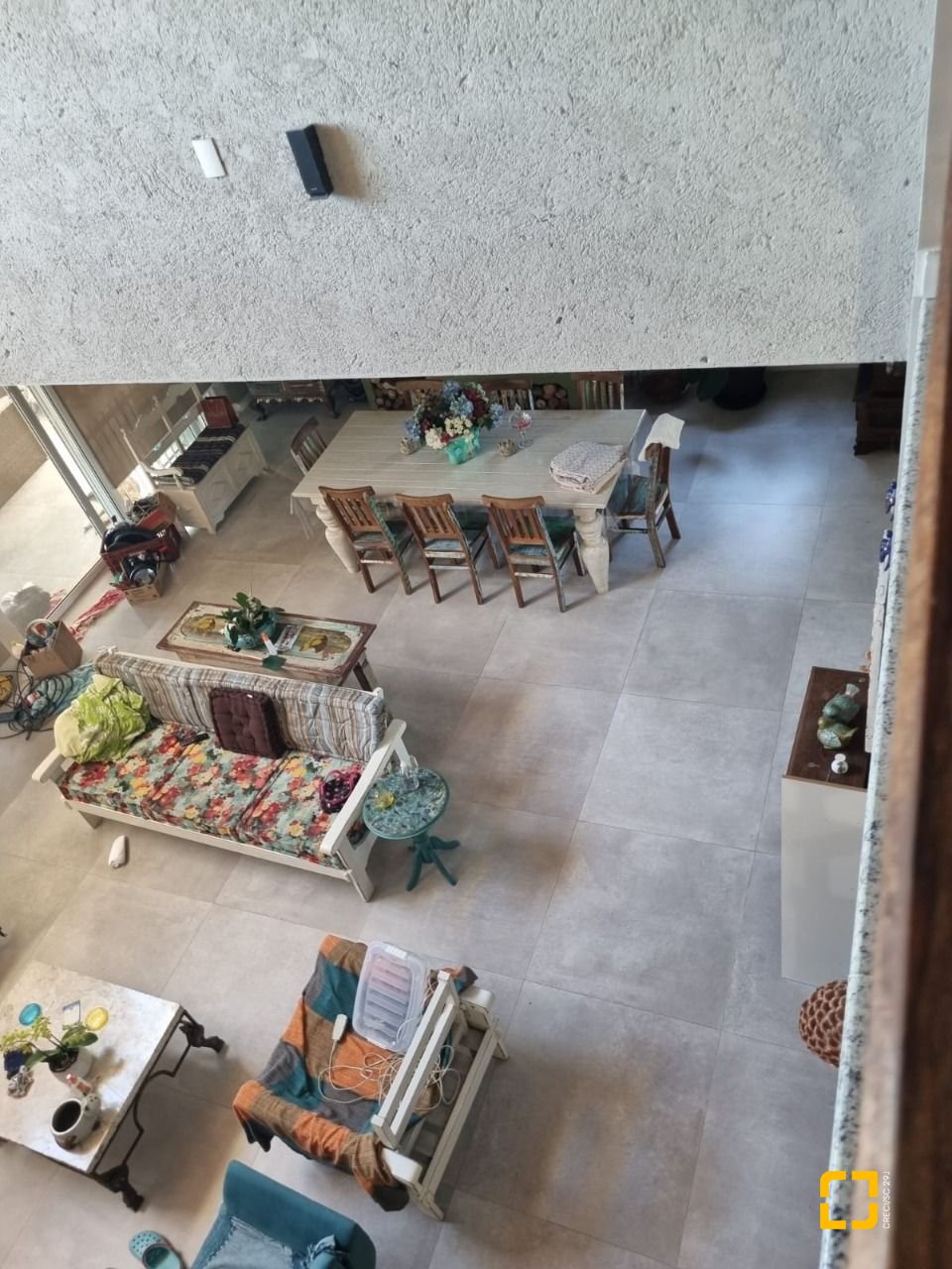 Casa com 567m², 6 quartos (sendo 2 suítes), 3 garagens, no bairro Ingleses em Florianópolis