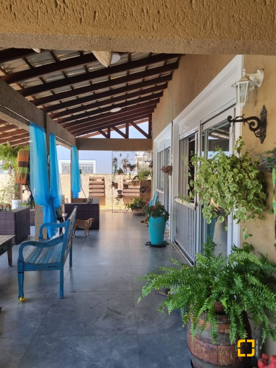 Casa com 567m², 6 quartos (sendo 2 suítes), 3 garagens, no bairro Ingleses em Florianópolis