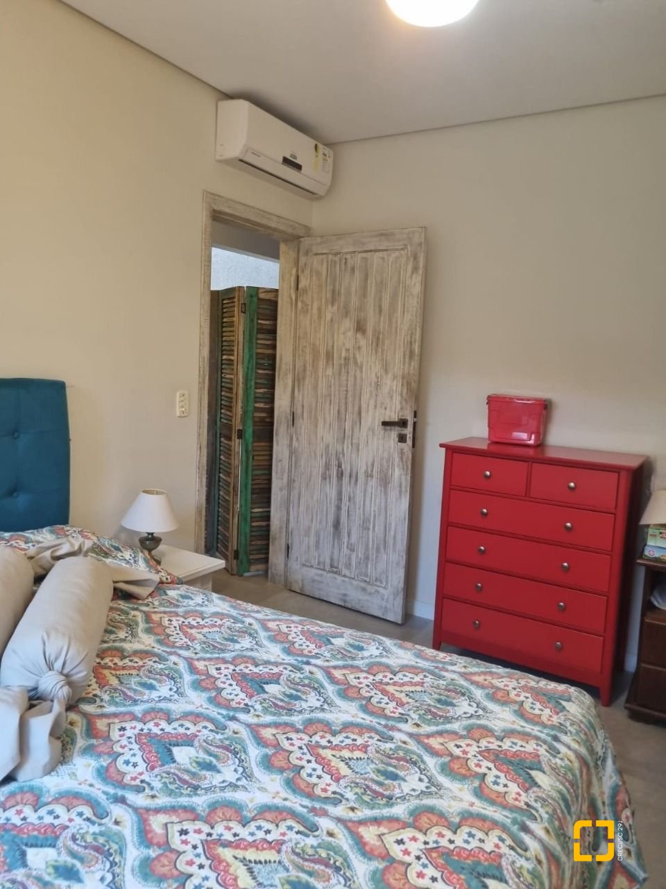 Casa com 567m², 6 quartos (sendo 2 suítes), 3 garagens, no bairro Ingleses em Florianópolis