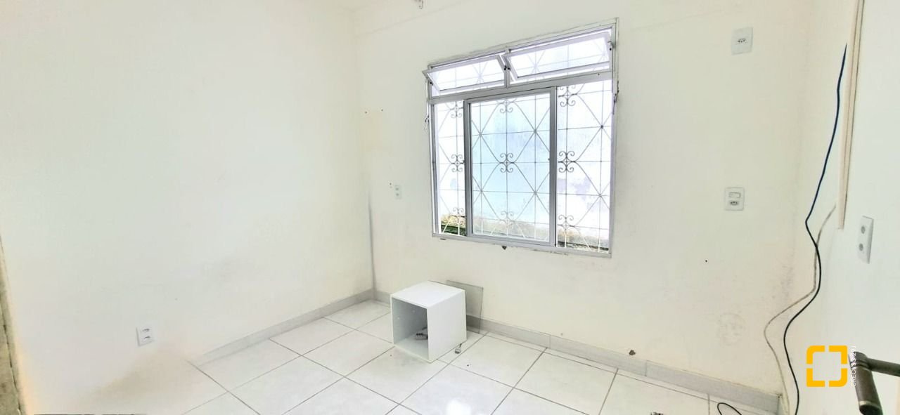 Casa com 100m², 5 quartos, 3 garagens, no bairro Carvoeira em Florianópolis