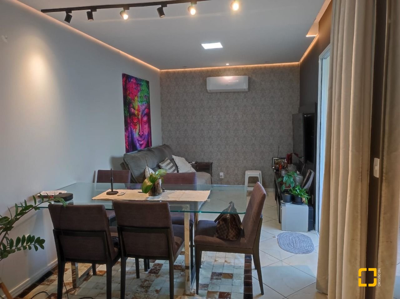 Apartamento com 61m², 2 quartos, 1 garagem, no bairro Potecas em São José