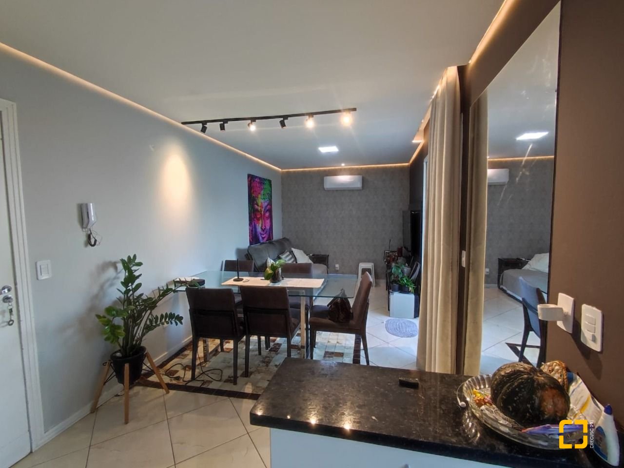 Apartamento com 61m², 2 quartos, 1 garagem, no bairro Potecas em São José