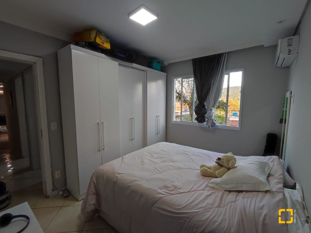 Apartamento com 61m², 2 quartos, 1 garagem, no bairro Potecas em São José