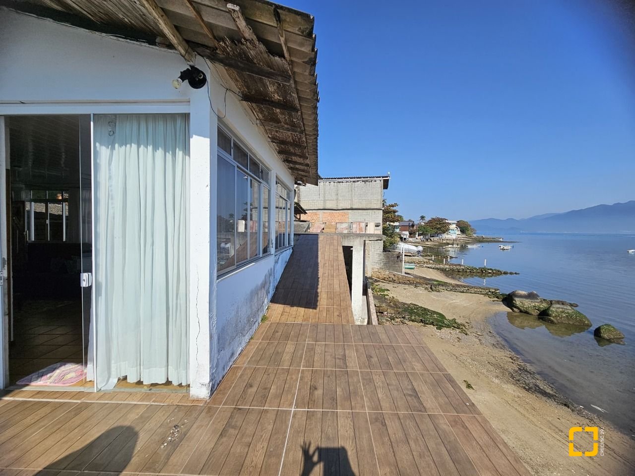 Casa com 150m², 3 quartos (sendo 1 suíte), 2 garagens, no bairro Ribeirão da Ilha em Florianópolis
