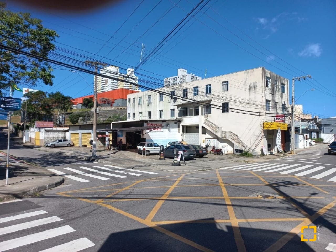 Prédio com 1409m², no bairro Estreito em Florianópolis