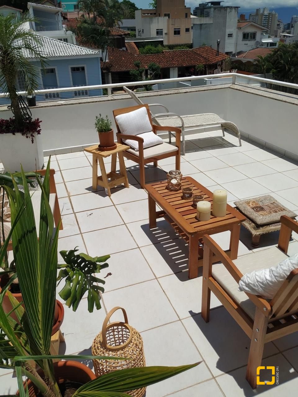 Casa com 450m², 5 garagens, no bairro Centro em Florianópolis