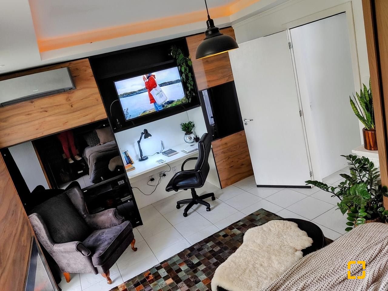 Casa com 450m², 5 garagens, no bairro Centro em Florianópolis