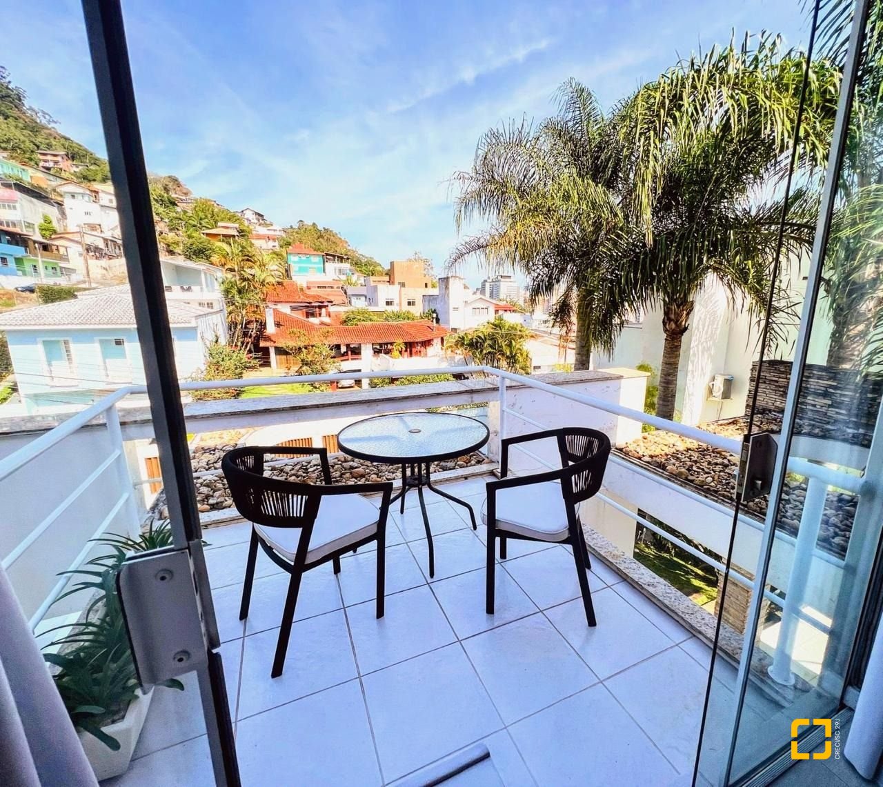 Casa com 450m², 5 garagens, no bairro Centro em Florianópolis
