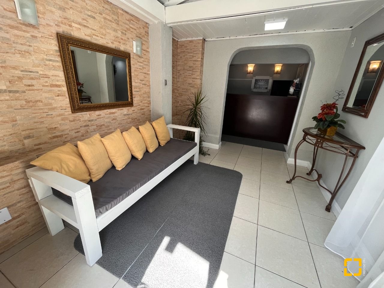 Flat com 600m², 17 quartos, 5 garagens, no bairro Canasvieiras em Florianópolis