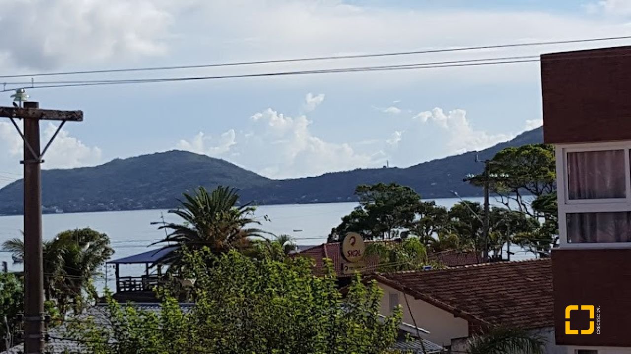 Flat com 600m², 17 quartos, 5 garagens, no bairro Canasvieiras em Florianópolis