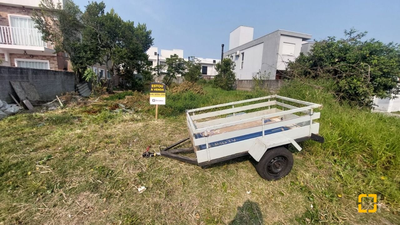 Terreno com 450m², no bairro Campeche em Florianópolis