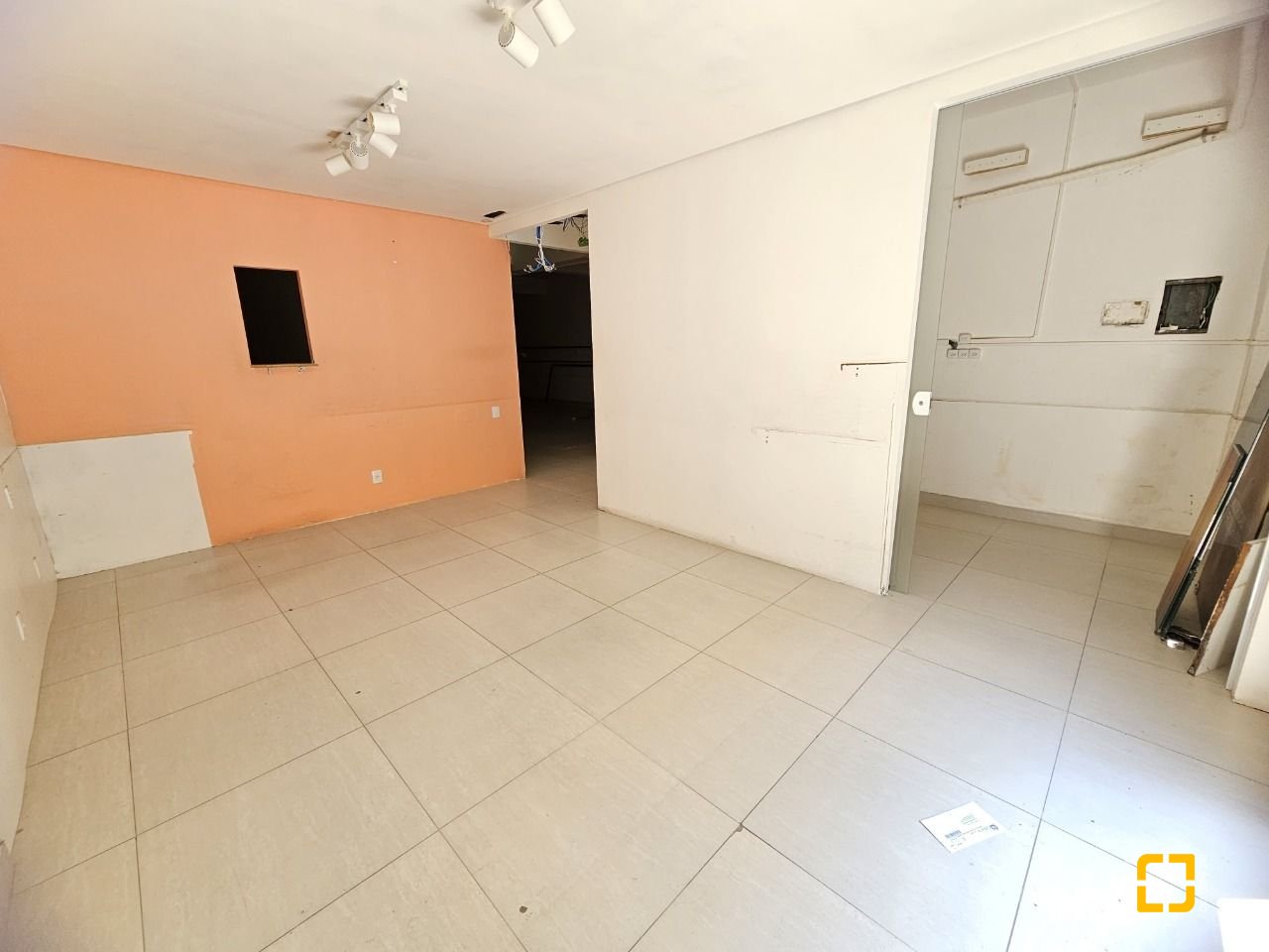 Loja com 169m², no bairro Centro em Florianópolis