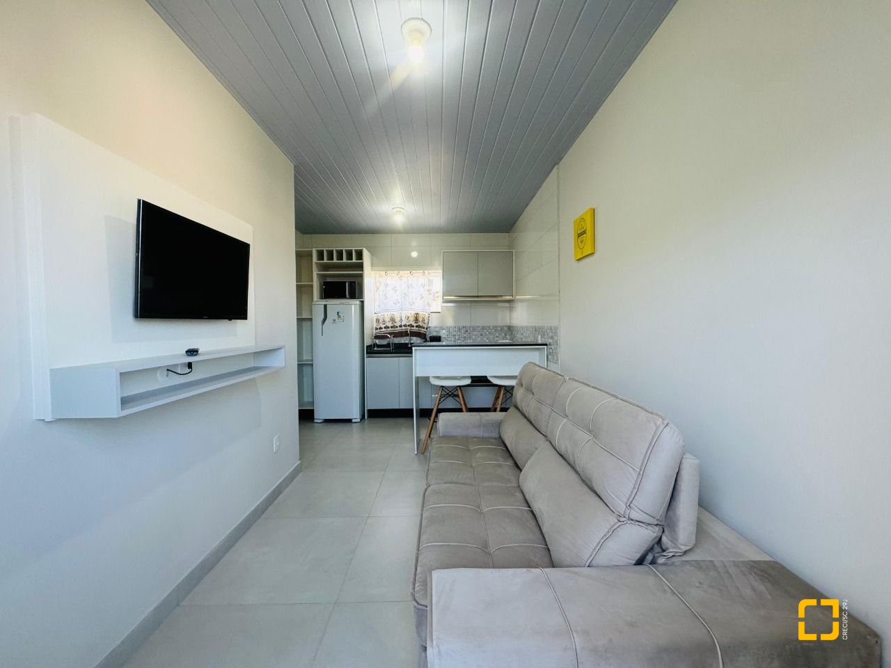 Hotel com 261m², 7 quartos (sendo 1 suíte), 3 garagens, no bairro Tapera da Base em Florianópolis
